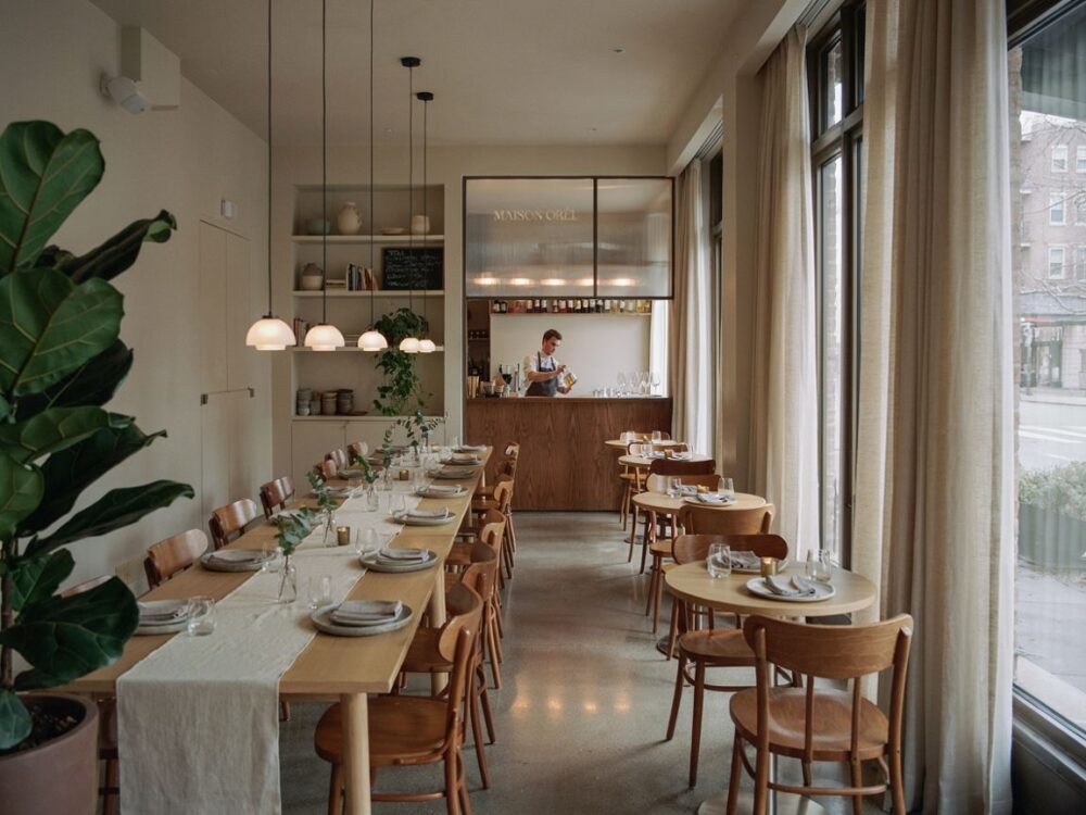 Wnętrza restauracji inspiracje 2026 Praktyczne pomysły i trendy aranżacyjne