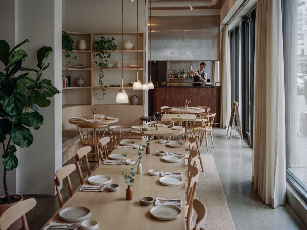 przytulna atmosfera restauracyjna
